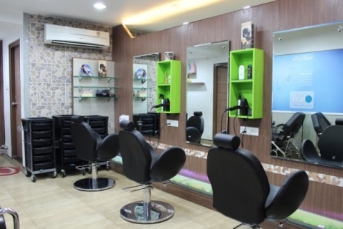 Salon & Beauty Services