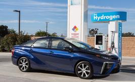 Toyot mirai hydrogen fuel cell car